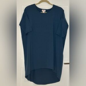 BUNDLE 4/$12💥 
Lularoe Irma style shirt. Size xs.